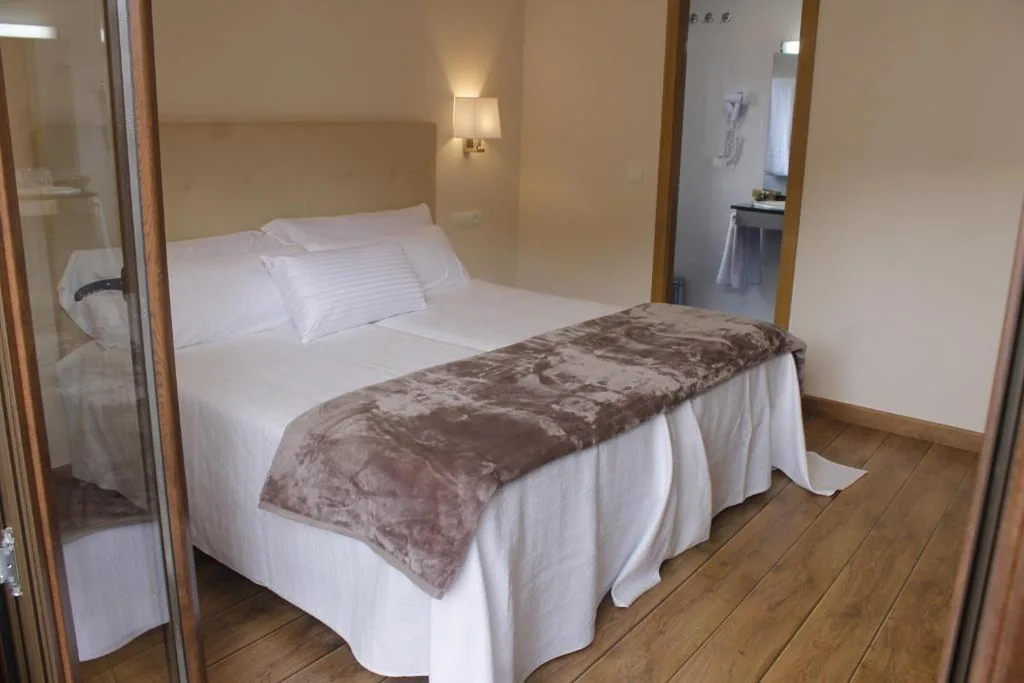 双床双人间 — Hotel Molina Real