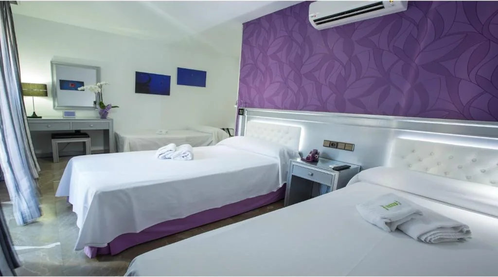 Camera tripla — Hotel Molinos