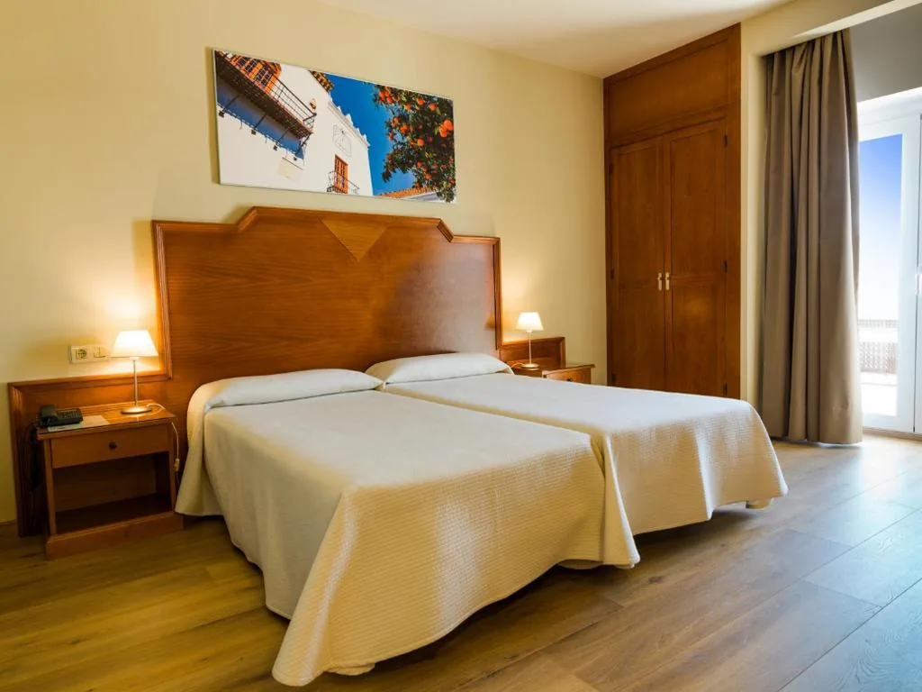 Doppelzimmer — Hotel Monarque El Rodeo