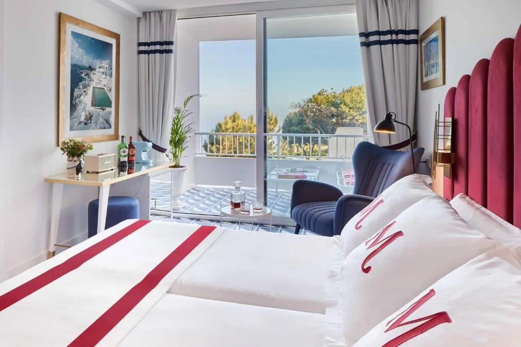 Alojamiento Deluxe con balcón — Hotel Mongibello Ibiza