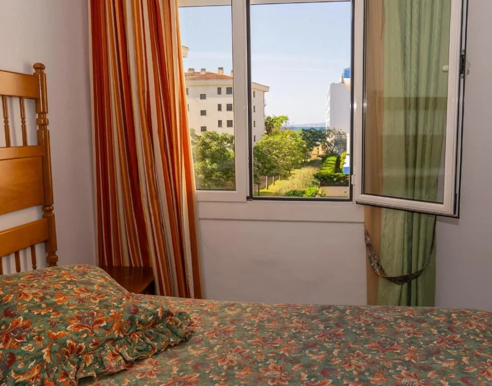 Quarto Duplo - 2 camas — Hotel Montana by Bossh! Hotels