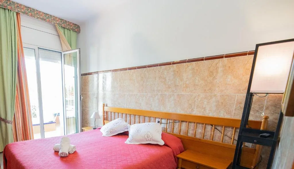 Quarto Duplo com varanda - 1 ou 2 camas — Hotel Montana by Bossh! Hotels