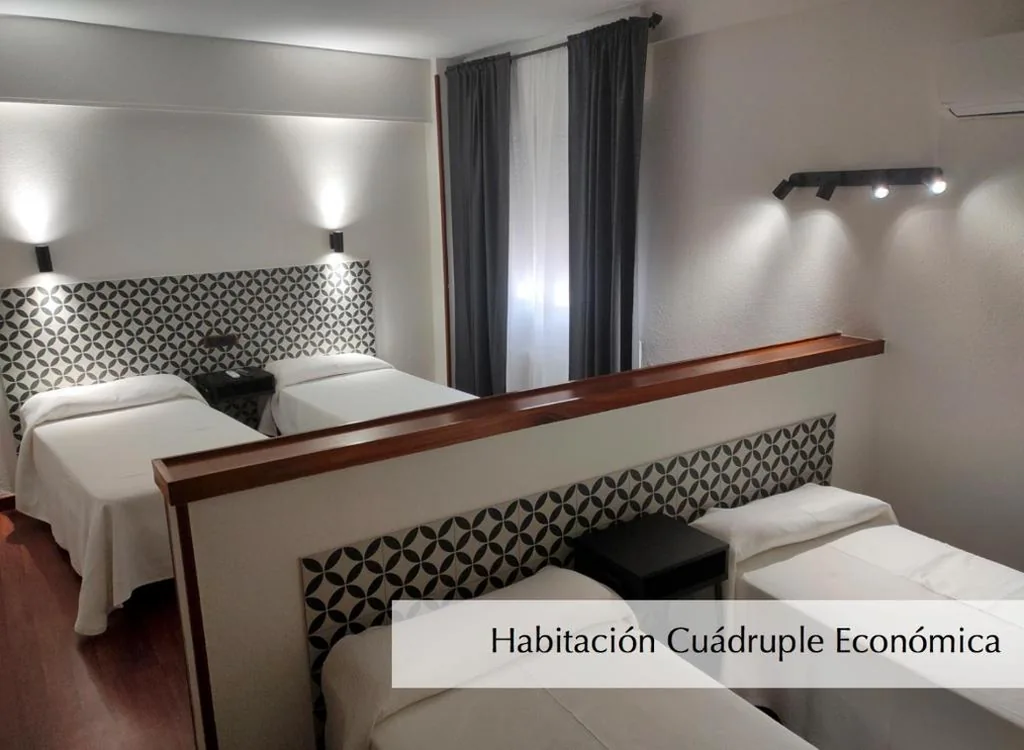 Habitación Cuádruple Económica — Hotel Montermoso