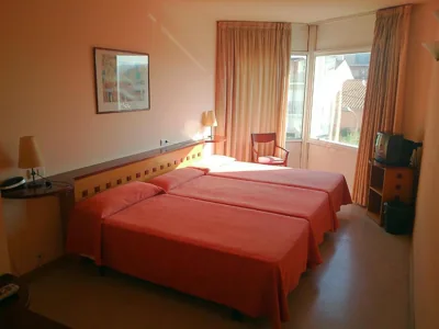 Hotel Montmeló — photo 2