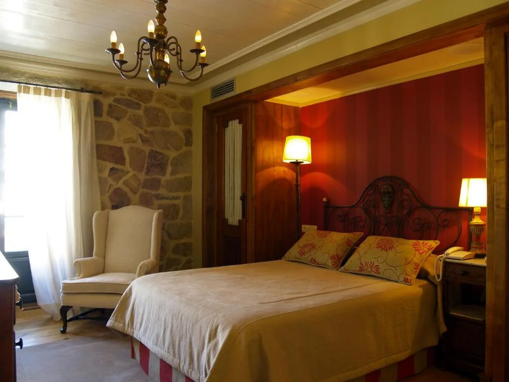 Habitación Doble Superior - 1 o 2 camas — Hotel Monumento Convento de San Benito