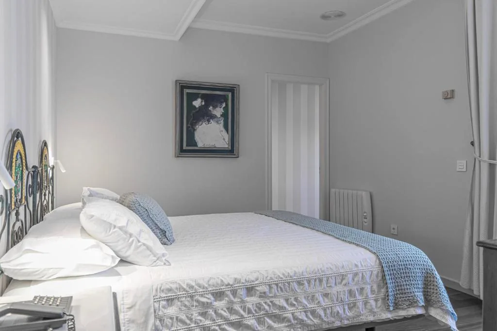Habitación Triple — Hotel Monumento Convento de San Benito