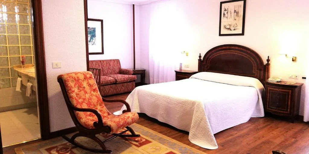 Camera doppia - 1 o 2 letti — Hotel Museo Los Infantes
