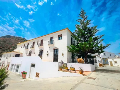 HOTEL MUSEO Lucainena — Foto 3