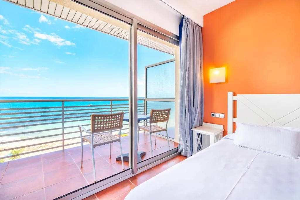 Habitación Doble con vistas al mar - 1 o 2 camas — Hotel Na Forana
