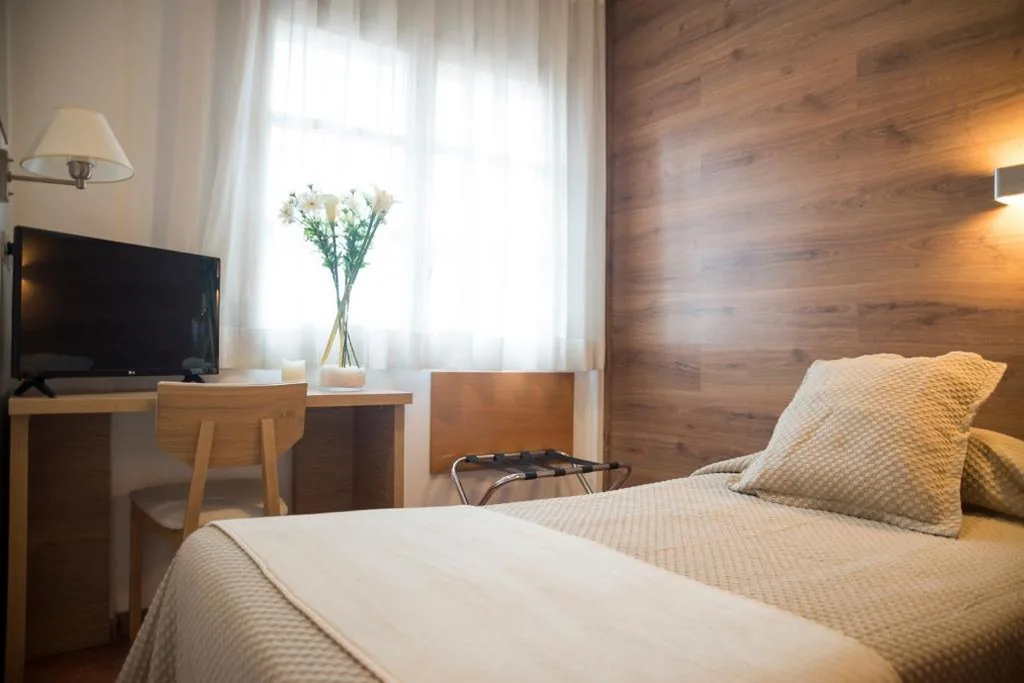 Chambre individuelle — Hotel Nadal