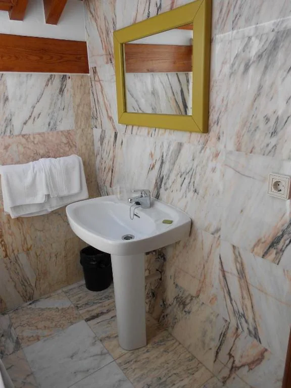 Habitación Doble - 2 camas — Hotel Narcea