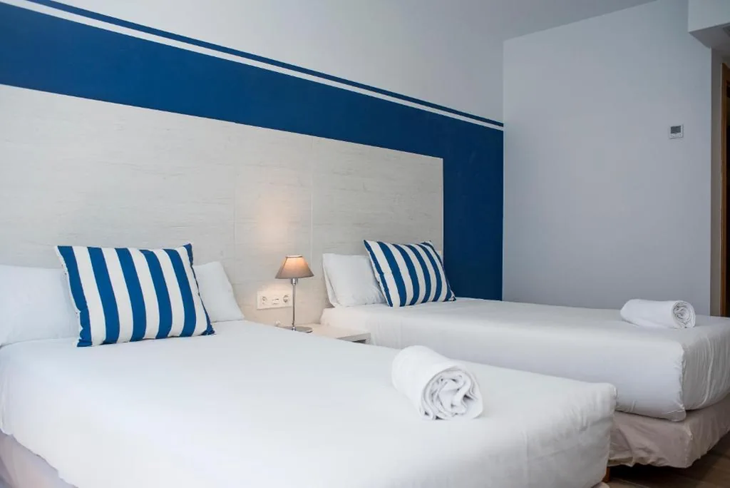 スタンダードダブルルーム — Hotel Náutico Santander