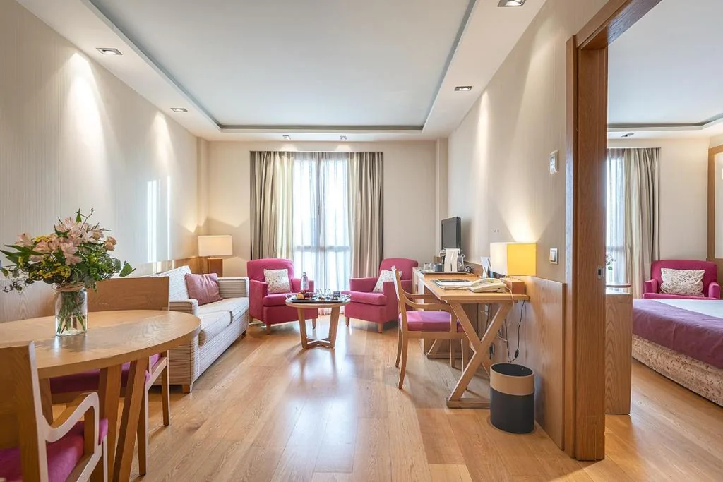 Suite Júnior — Hotel Nelva