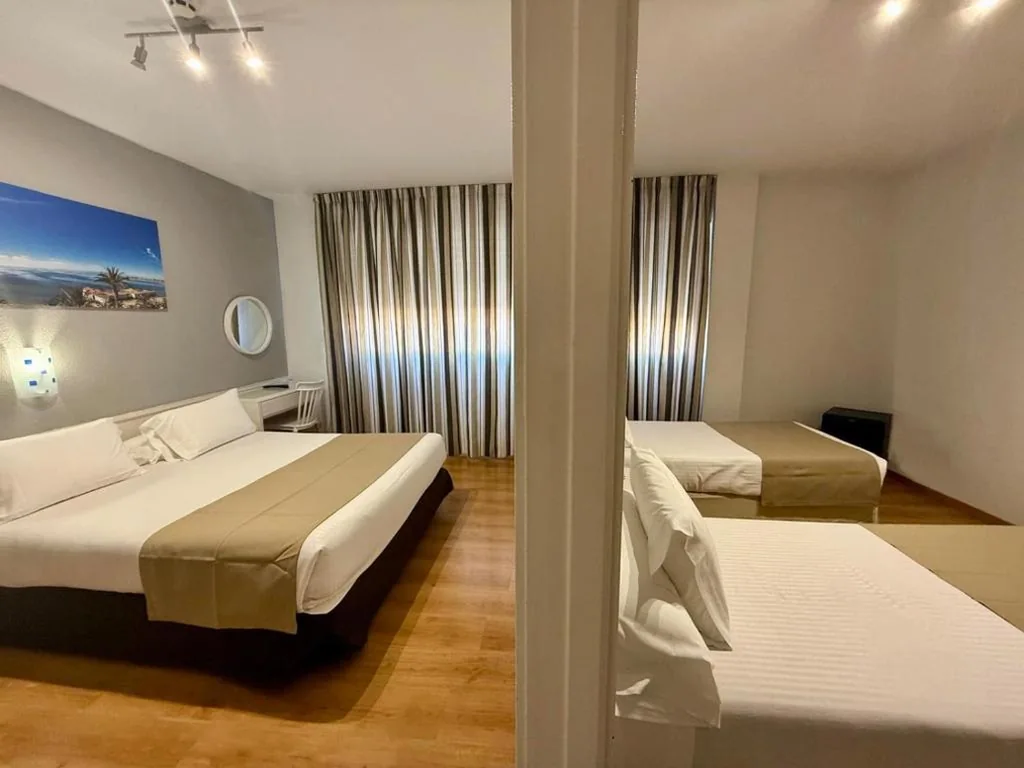 Familiekamer — Hotel Neptuno