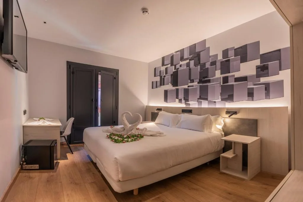 Quarto Duplo Deluxe com varanda - 1 ou 2 camas — Hotel NERU con Encanto
