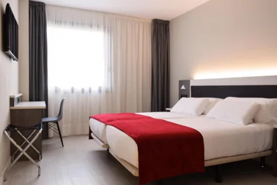 Hotel New Bilbao Airport — foto 11