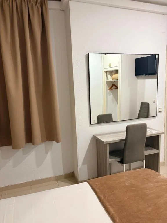 Habitación Doble Económica — Hotel Niza