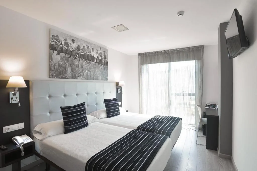 Quarto Individual Standard — Hotel Noia