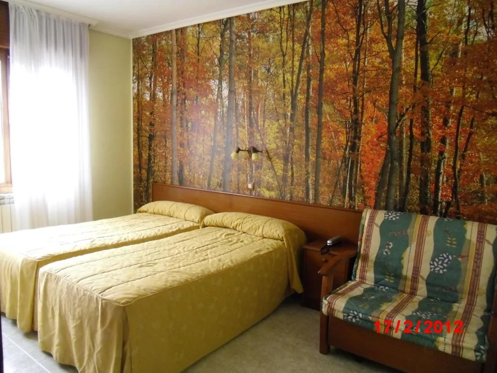 Doppelzimmer – 1 oder 2 Betten — Hotel Noray