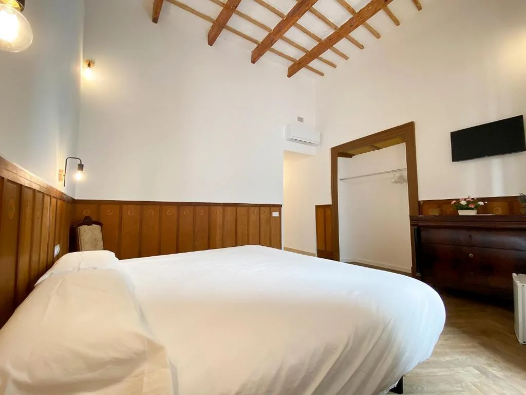 Habitación Superior - 1 cama grande — Hotel Nou Sant Antoni