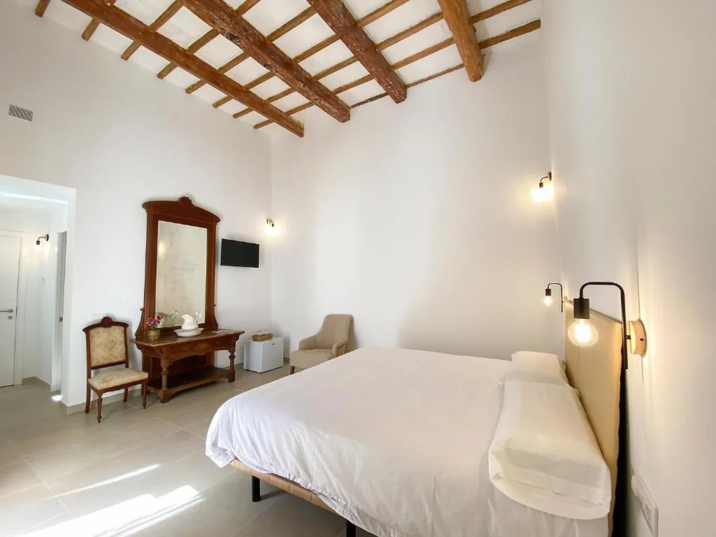 Suite Junior con terraza — Hotel Nou Sant Antoni