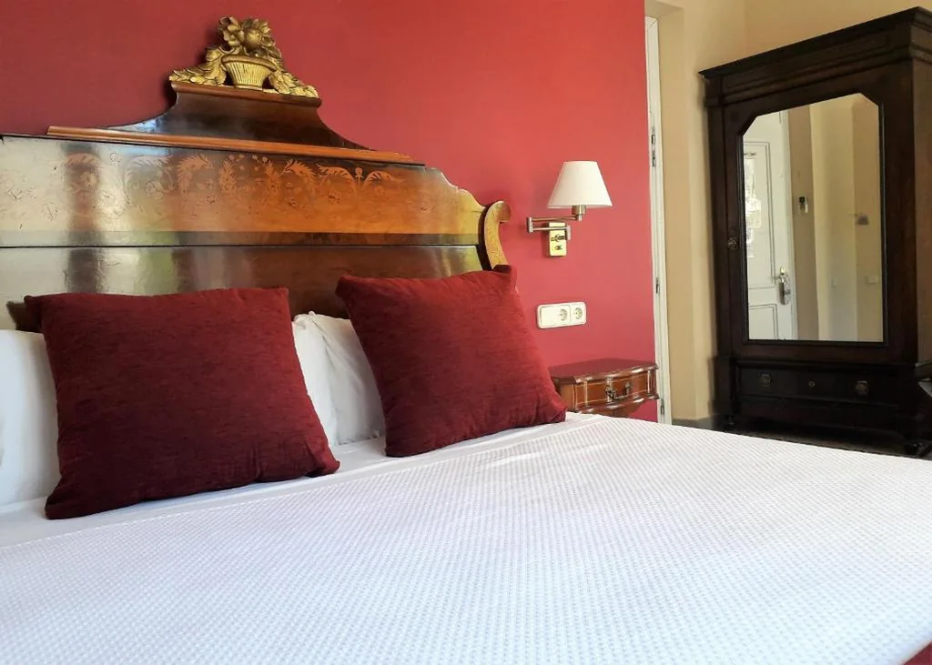 Suite — Hotel Noucentista