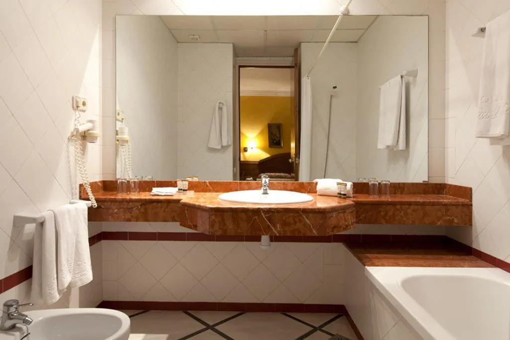 Suite Junior — Hotel Nouvel