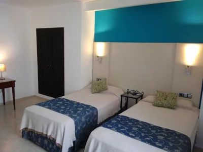 Hotel Nuevo Ara — Foto 5