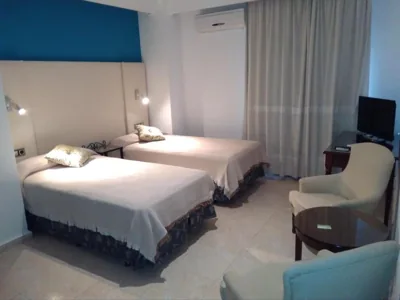Hotel Nuevo Ara — Foto 7