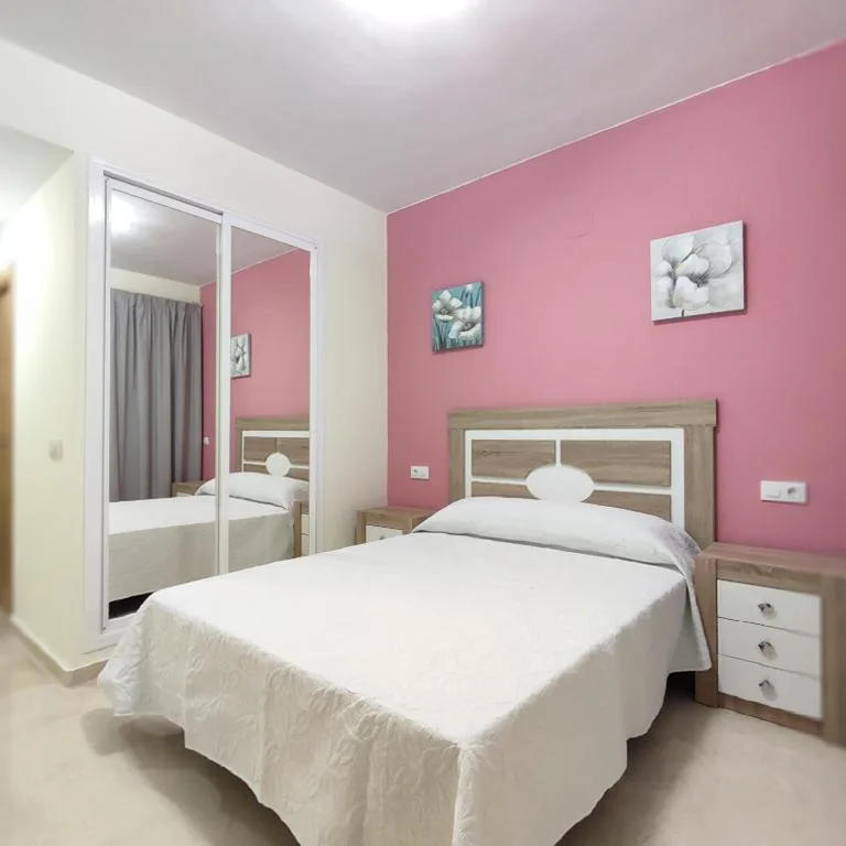 Doppelzimmer mit eigenem Bad – 1 oder 2 Betten — HOTEL NUEVO ESPARTINAS