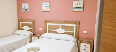 HOTEL NUEVO ESPARTINAS — Foto 8
