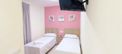 HOTEL NUEVO ESPARTINAS — Foto 12