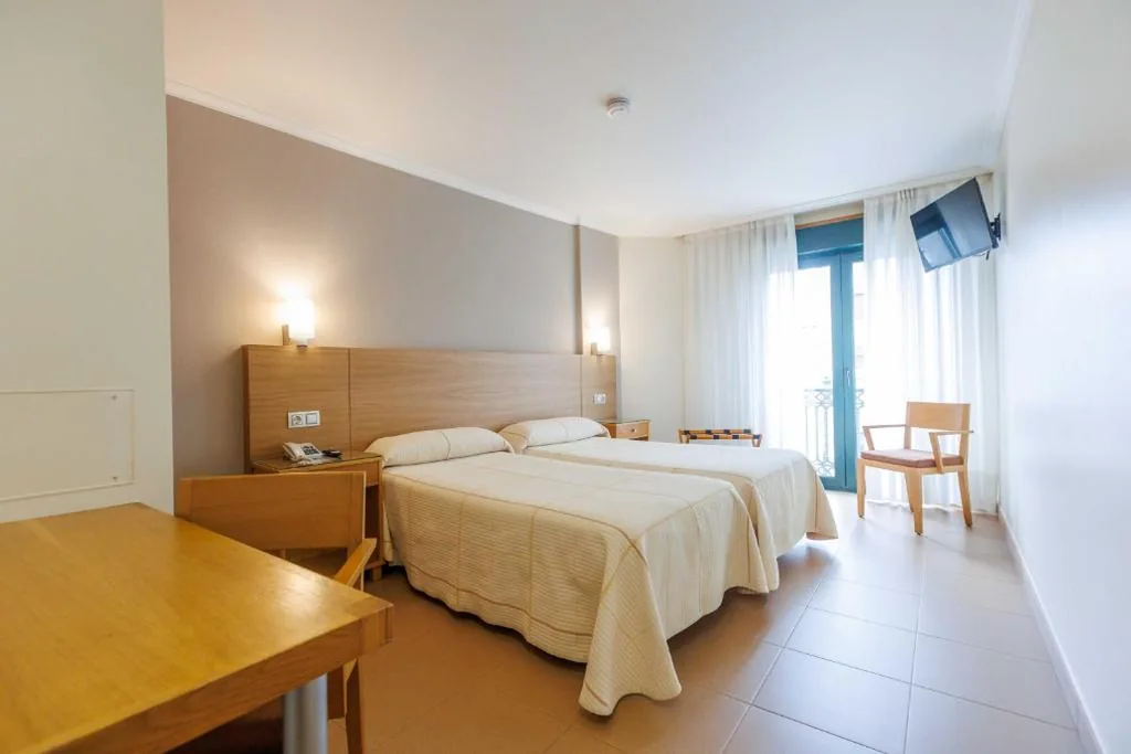 Quarto Duplo com 2 camas — Hotel O Cruceiro