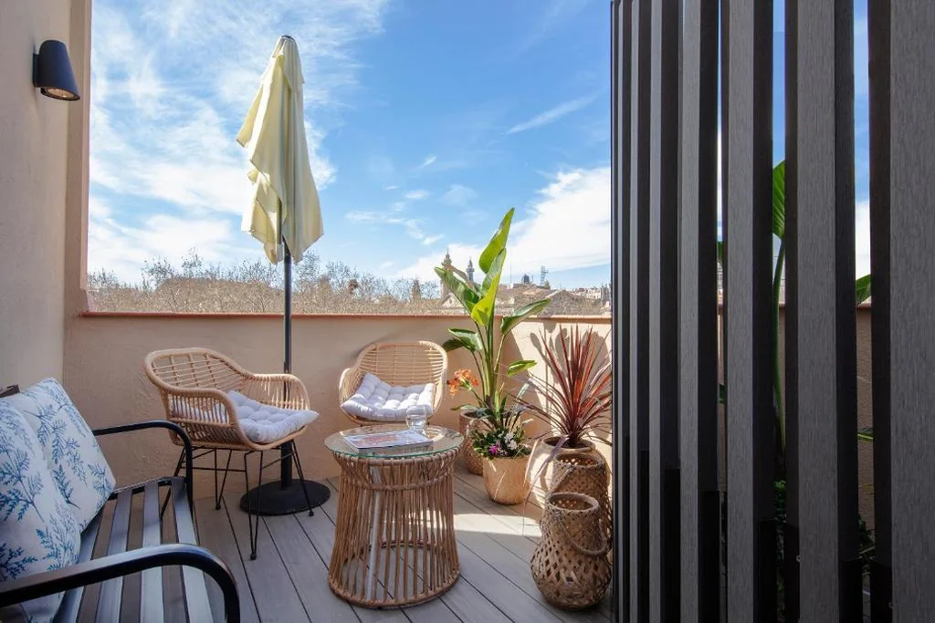 Habitación Superior con terraza y vistas — Hotel Oasis