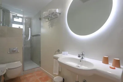 Hotel Oasis con parking incluido — Foto 6