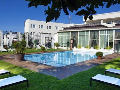 Hotel Oasis con parking incluido — Foto 7