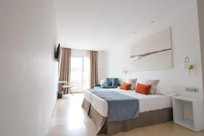 Hotel Oasis con parking incluido — Foto 12