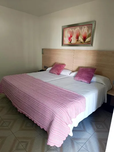 Hotel Oasis Familiar — Foto 4