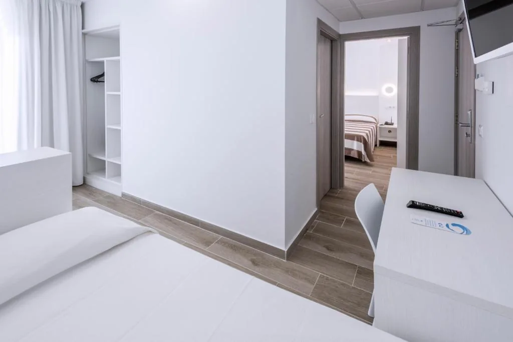 Habitación Familiar — Hotel Oasis Park Splash