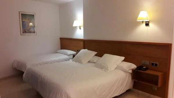 Triple Room — Hotel Octavia