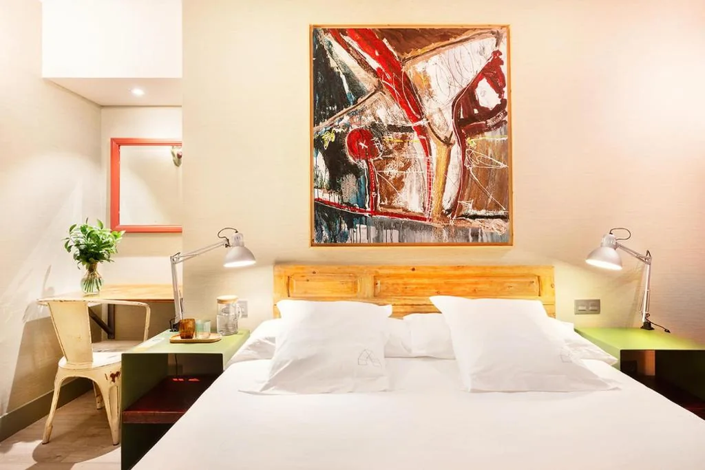 Camera doppia interna - 1 o 2 letti — Hotel Okako San Sebastian