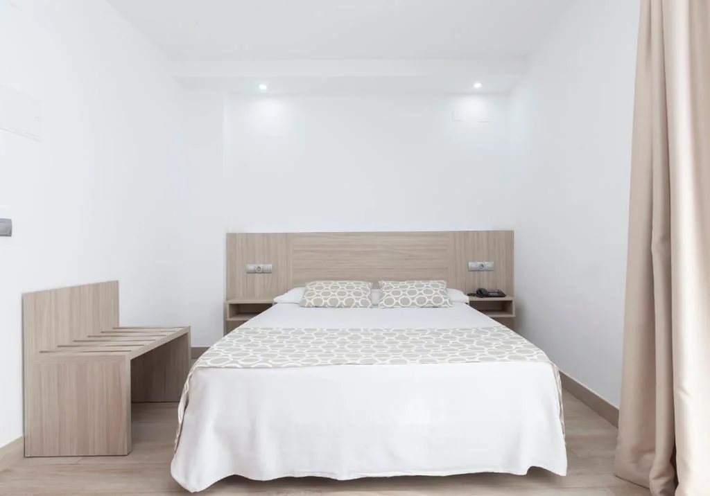 テラス付きダブルルーム — Hotel Olympia Ronda II
