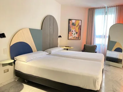 Hotel Onix Fira — foto 7