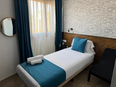 HOTEL ORENETA - Gironella — foto 10