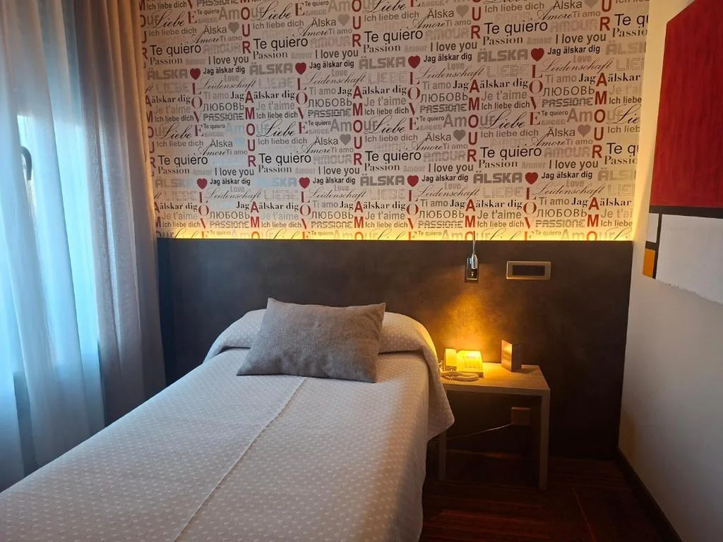 エコノミーシングルルーム — Hotel Oriente