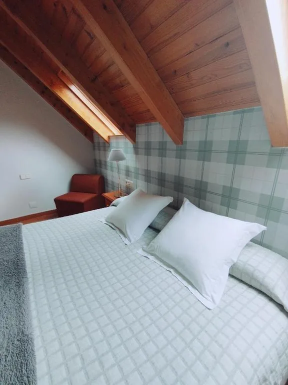 Habitación cuádruple — Hotel Ostau d'Òc