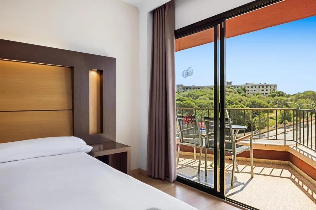 Quarto Duplo com Varanda e Brunch — Hotel Pabisa Chico