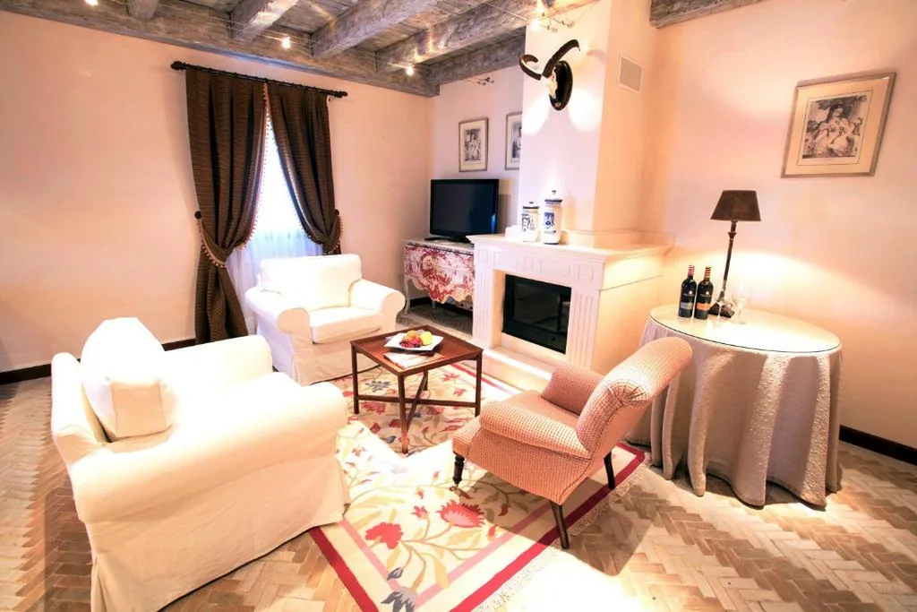 Suite Junior Executive — Hotel Pago De Cirsus