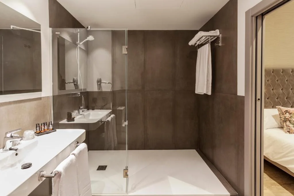 Habitación Superior — Hotel Palacete de Alamos