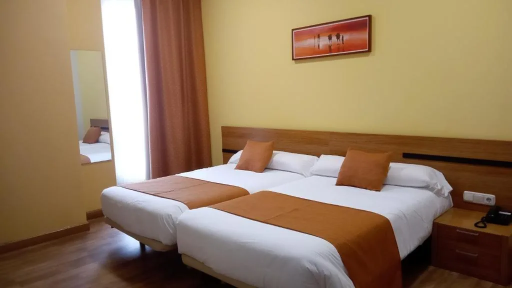 ダブルルーム（シングルベッド2台またはダブルベッド1台） — Hotel Palacio de Garaña